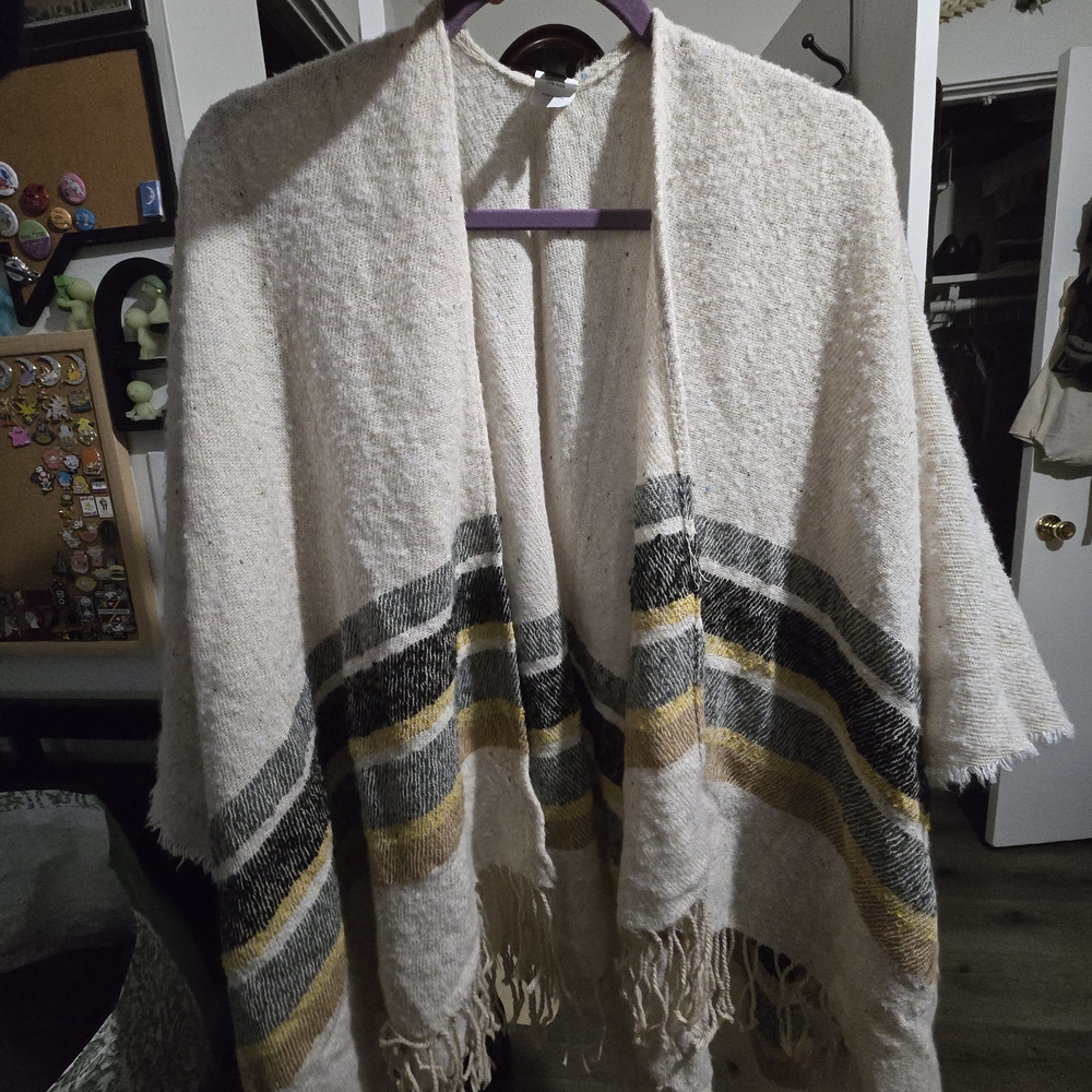 Pinklicious Cream Shawl